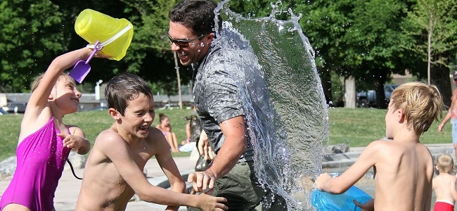 10 gratis ting du kan gjøre med barna i sommer